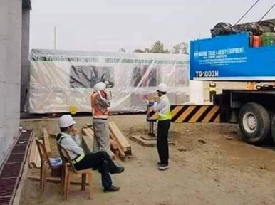 Metrorail's first coach reaches Dhaka 